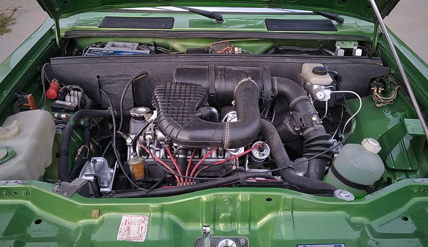 Chrysler 150 GT