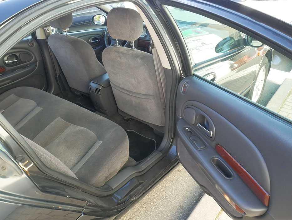 Chrysler 300M 2.7 V6 24V