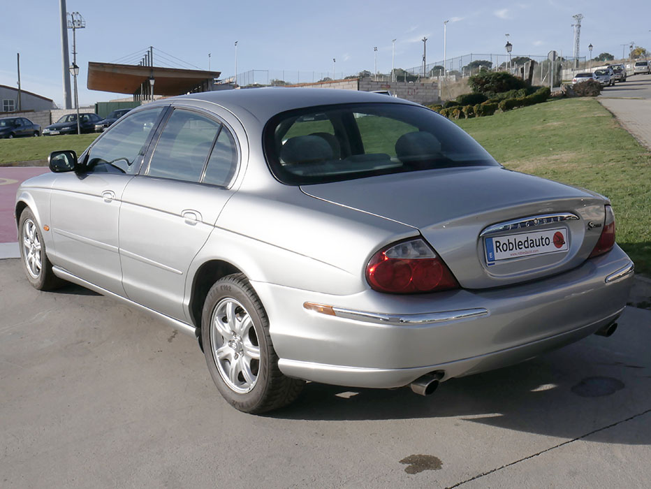 Jaguar S-Type 3.0 V6 Manual