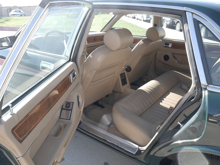 Jaguar Sovereign XJ6 3.2