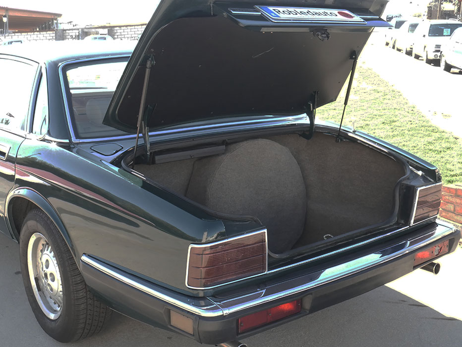 Jaguar Sovereign XJ6 3.2