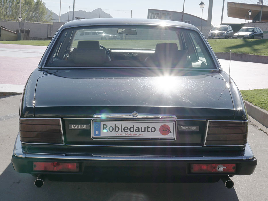 Jaguar Sovereign XJ6 3.2