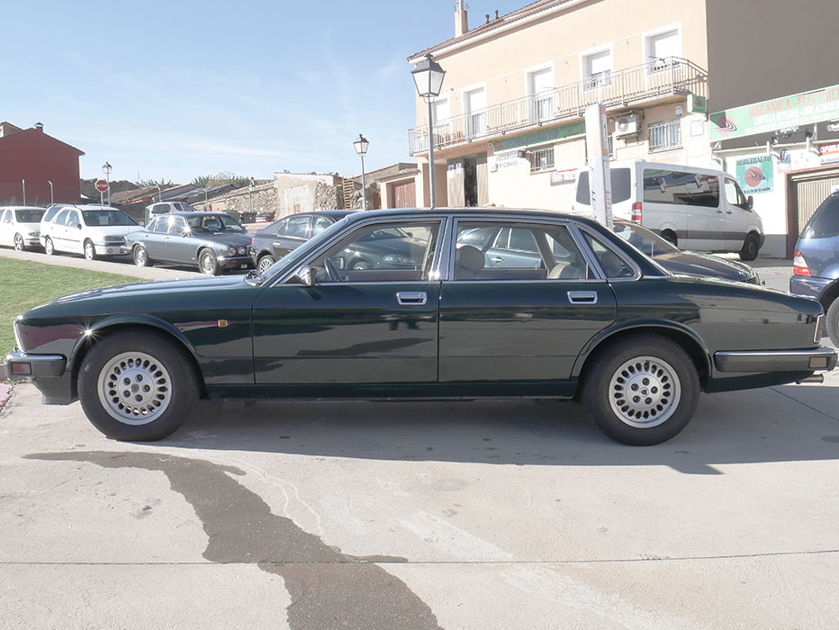Jaguar Sovereign XJ6 3.2