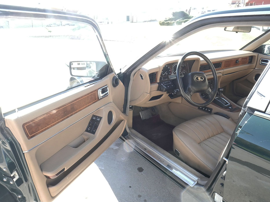 Jaguar Sovereign XJ6 3.2