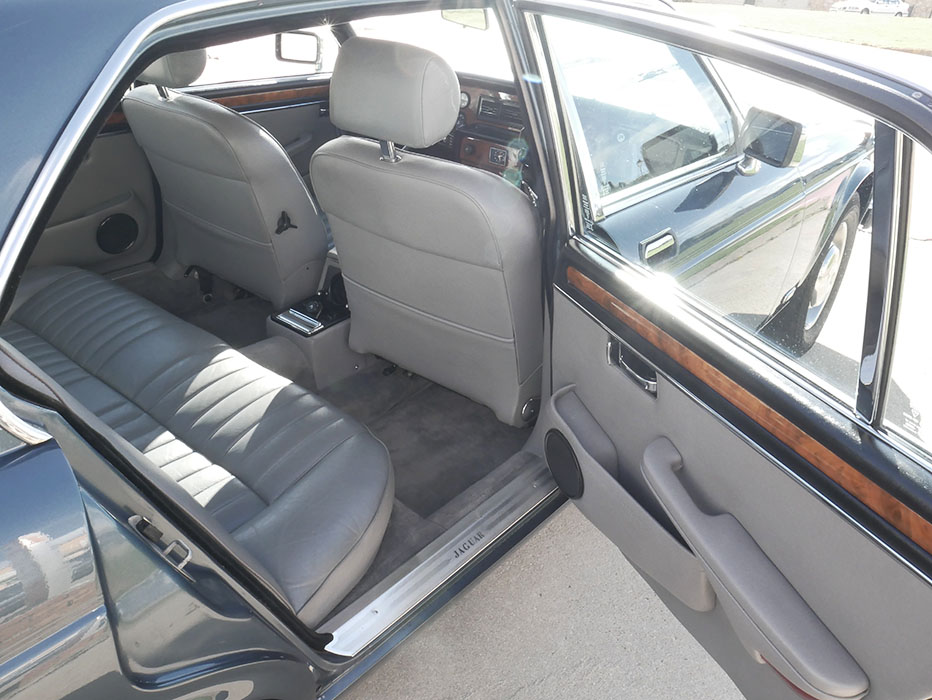 Jaguar Sovereign HE XJ12 5.3