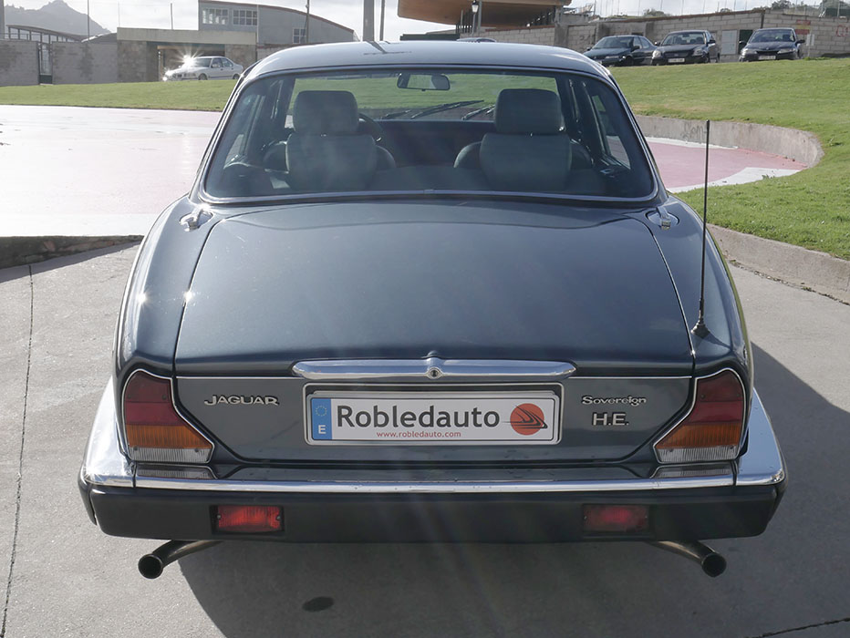 Jaguar Sovereign HE XJ12 5.3