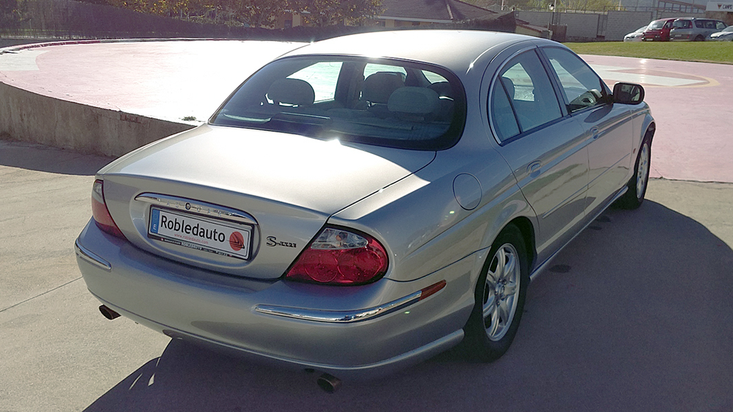 Jaguar S-Type 3.0 V6 Automático