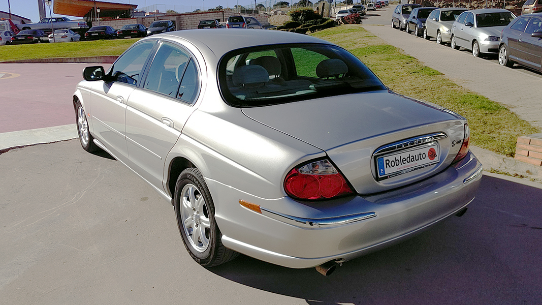 Jaguar S-Type 3.0 V6 Automático