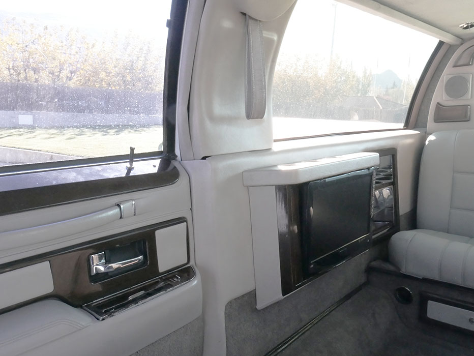 Ford Lincoln Town Car Limusina