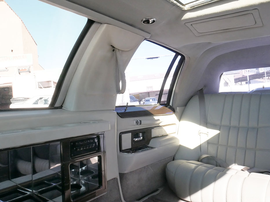 Ford Lincoln Town Car Limusina