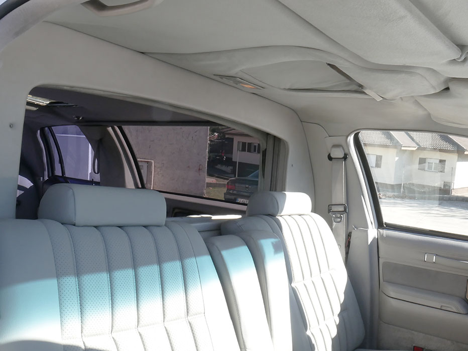 Ford Lincoln Town Car Limusina