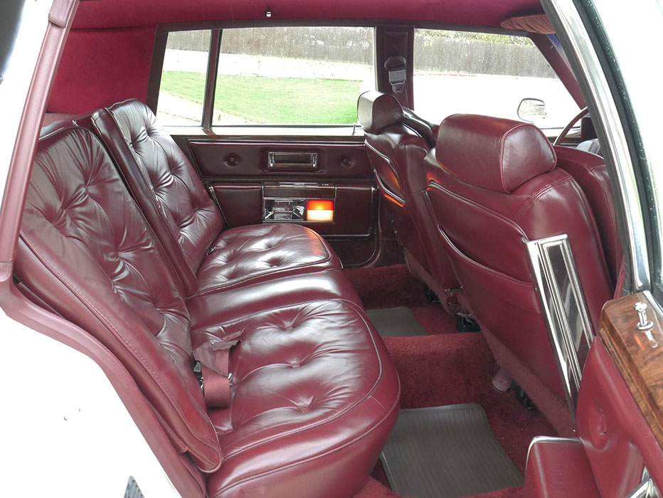OldsMobile Ninety-Eight 98 Regency 5.0 V8