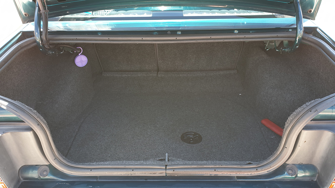 Chrysler Saratoga V6 LE