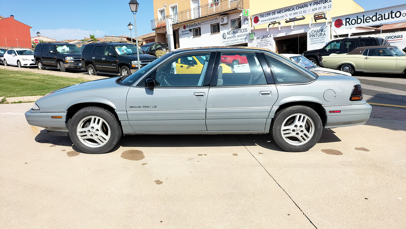 Pontiac Grand Prix LE