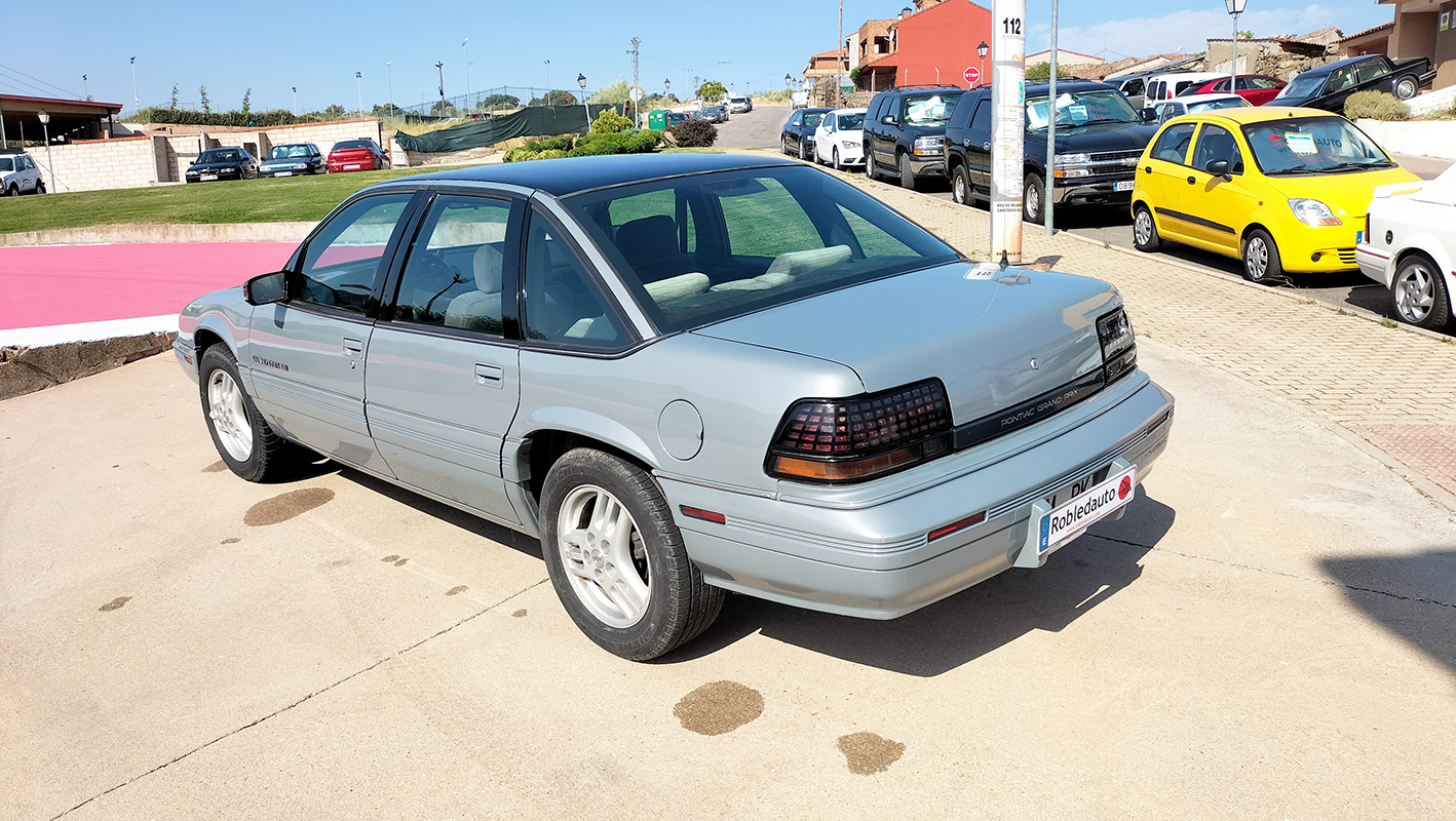 Pontiac Grand Prix LE