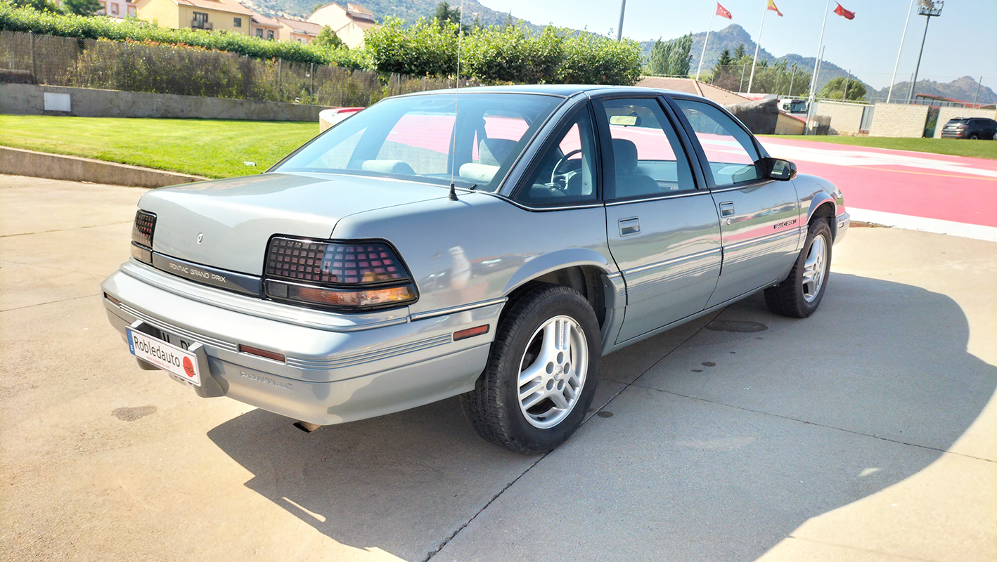 Pontiac Grand Prix LE