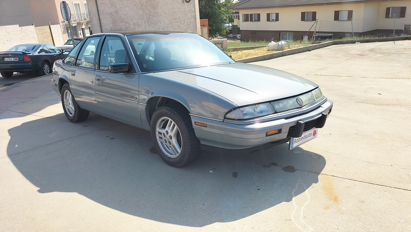 Pontiac Grand Prix LE