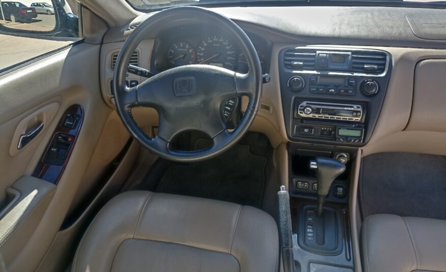 Honda Accord 3.0 V6