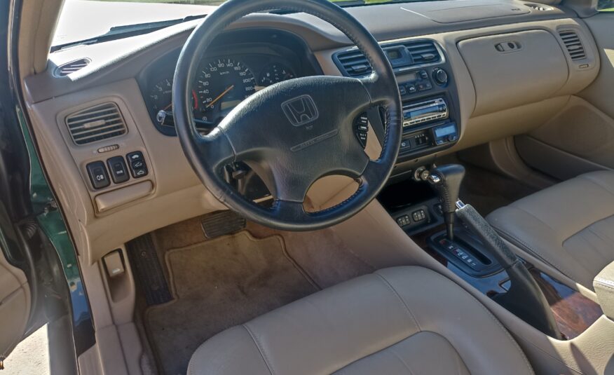 Honda Accord 3.0 V6