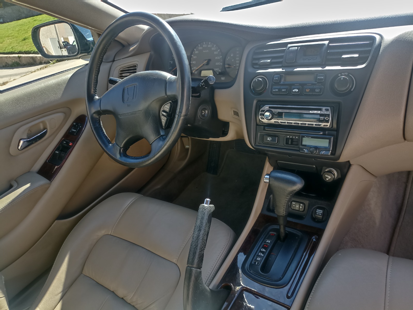 HONDA ACCORD COUPÉ 3.0 i V6