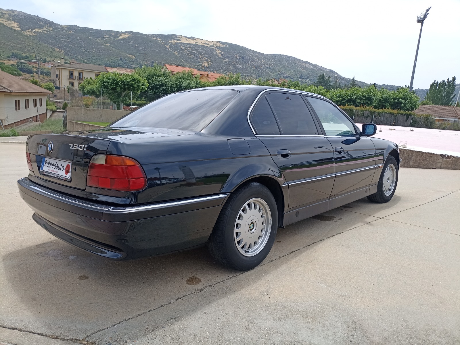 BMW 728 iA