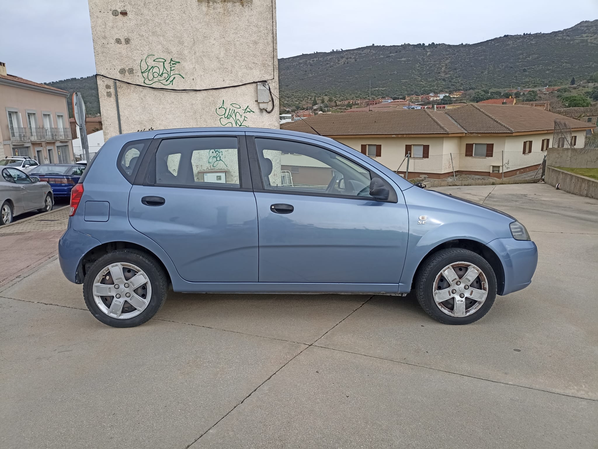Chevrolet Kalos  SE
