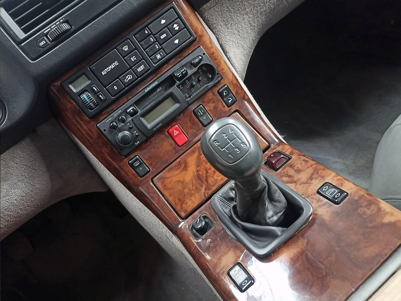 Mercedes SL 300 – 24 Valvulas