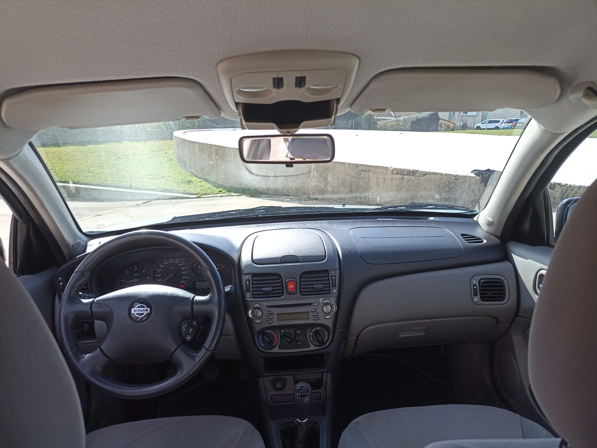 Nissan Almera – 2001